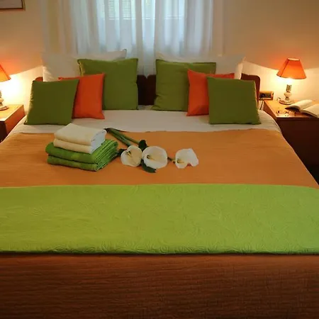 Ines Komel Apartament *