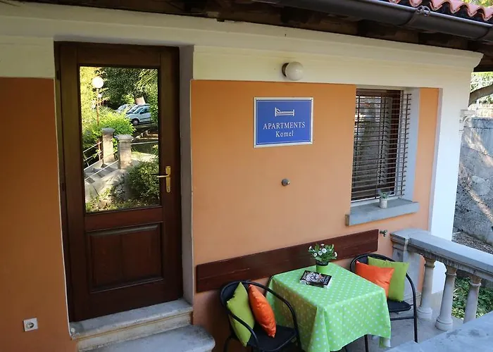Appartement Ines Komel *