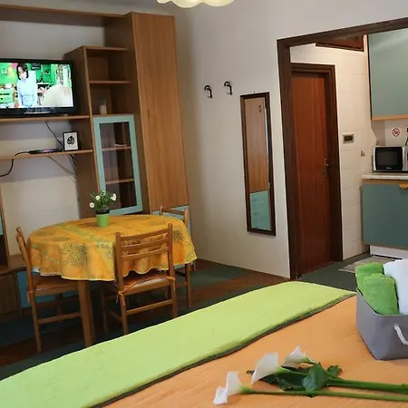 Ines Komel Apartment *